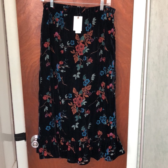 ANTHROPOLOGIE WILLOW TIERED MIDI SKIRT M (NEW) - Picture 2 of 6